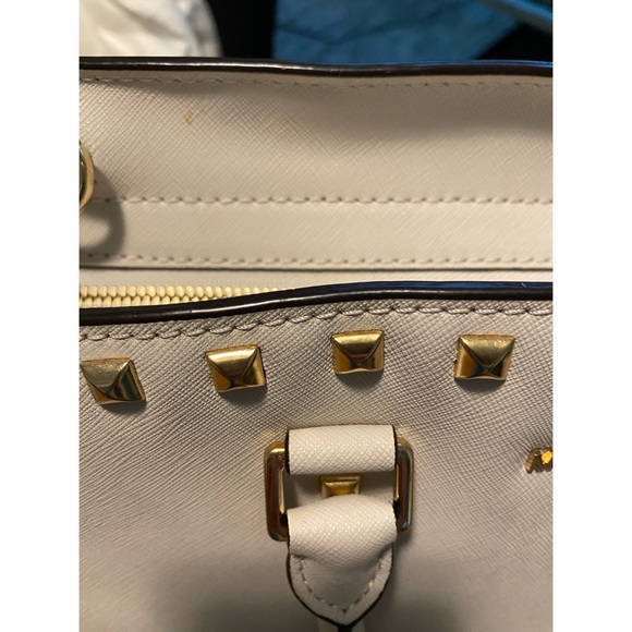 ❌ SOLD ❌ Michael Kors Studded Leather Satchel - Picture 10 of 13